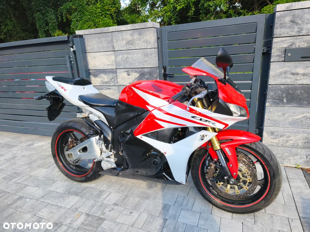 Honda CBR - 24