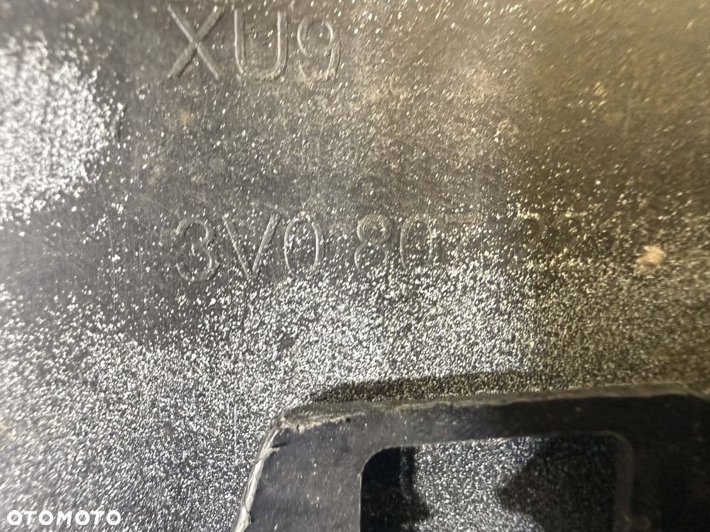 Skoda SuperB III Zderzak Przód Przedni Sprysk LF9E 15-19 3V0807221 - 12