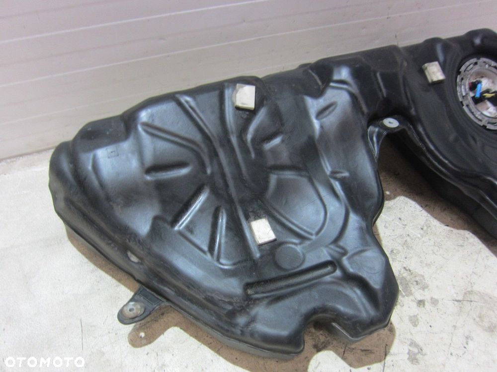 BMW F10 528I N52 N55 535 ZBIORNIK BAK PALIWA 7207332 16117268031 7206420 - 3