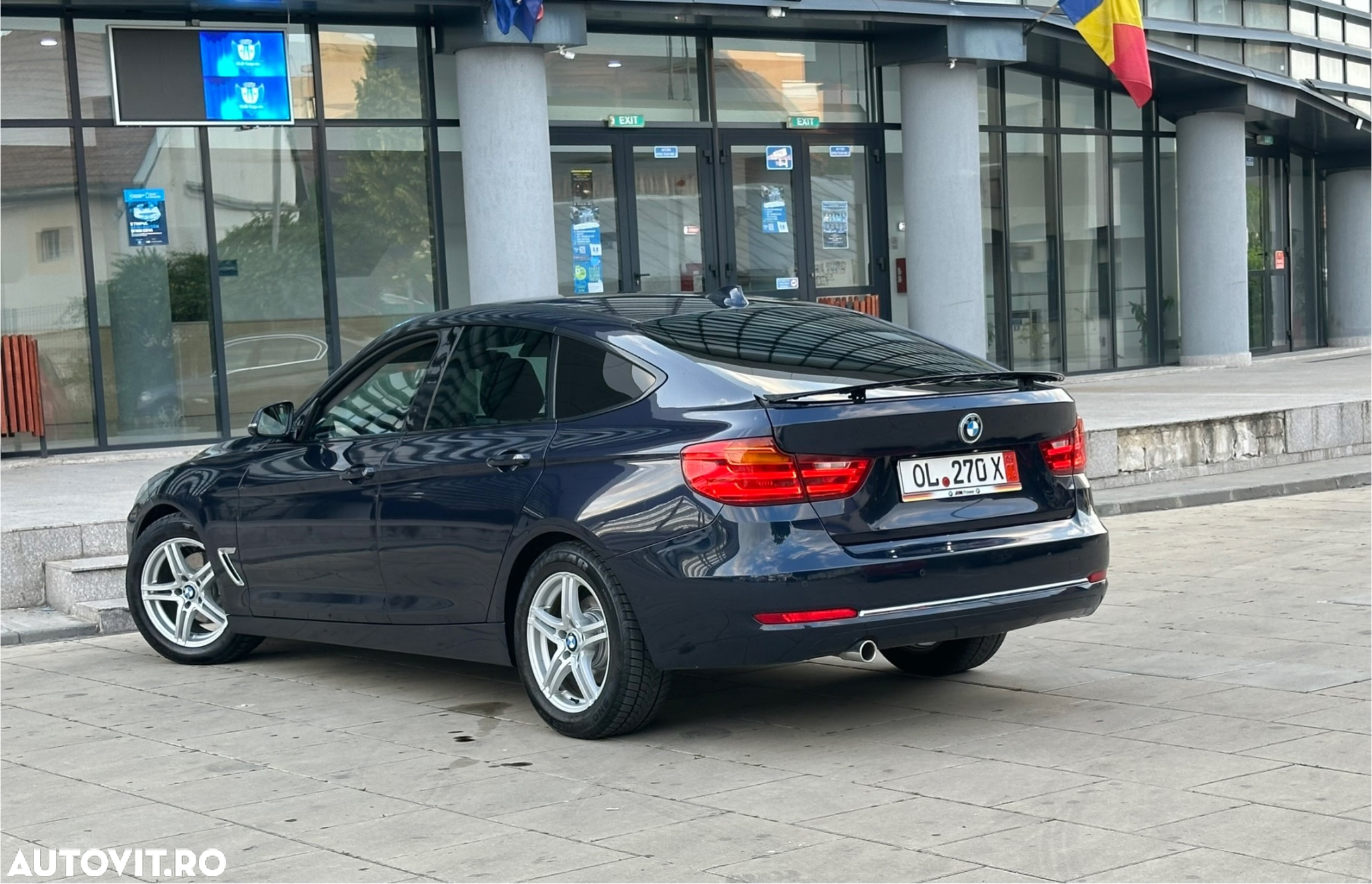 BMW Seria 3 320d Sport-Aut. Luxury Line - 3