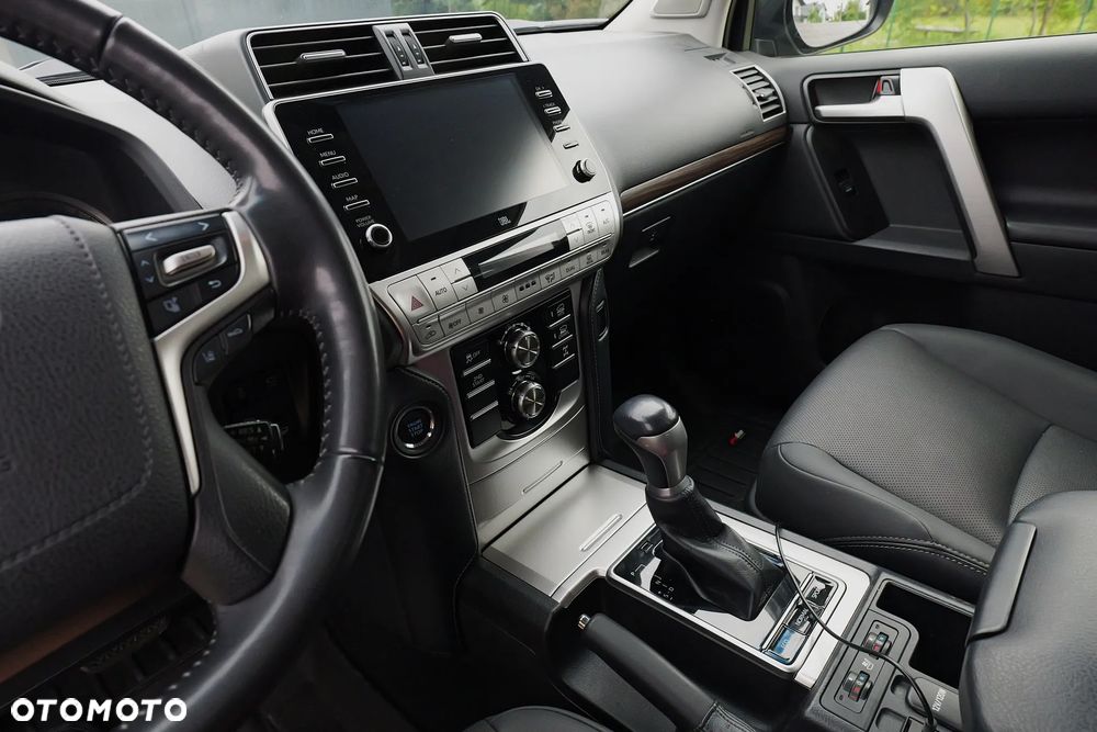 Toyota Land Cruiser LC 2.8 D-4D Invincible - 10