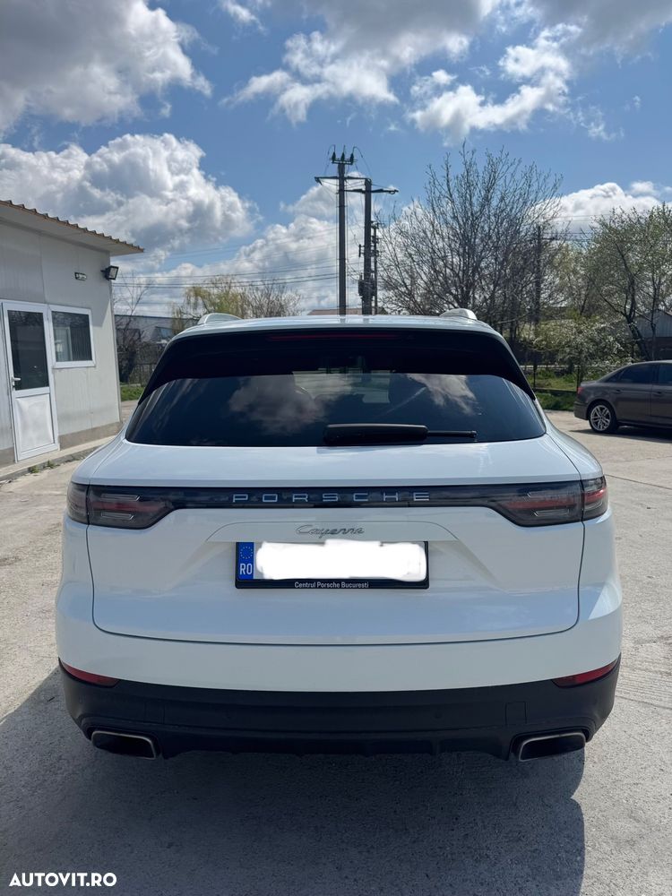 Porsche Cayenne Standard - 3