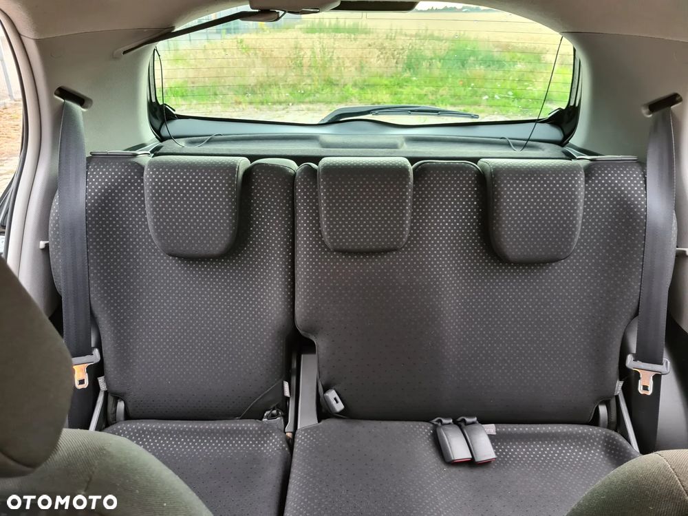 Toyota Yaris 1.33 Prestige - 18