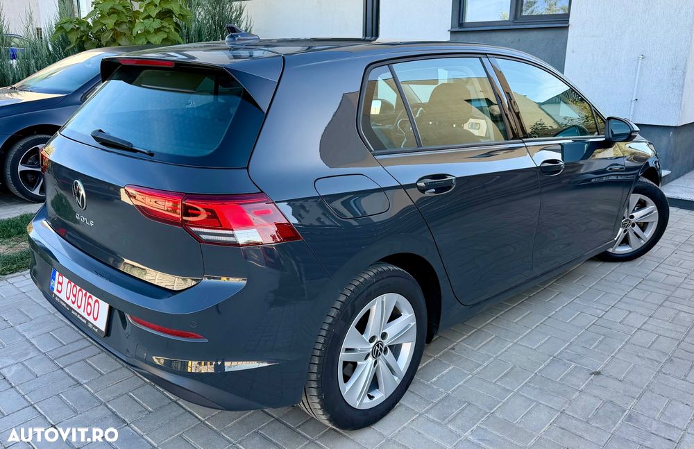 Volkswagen Golf - 36