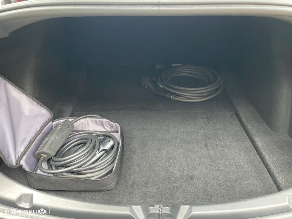 Tesla Model 3 Standard Range Plus RWD - 28