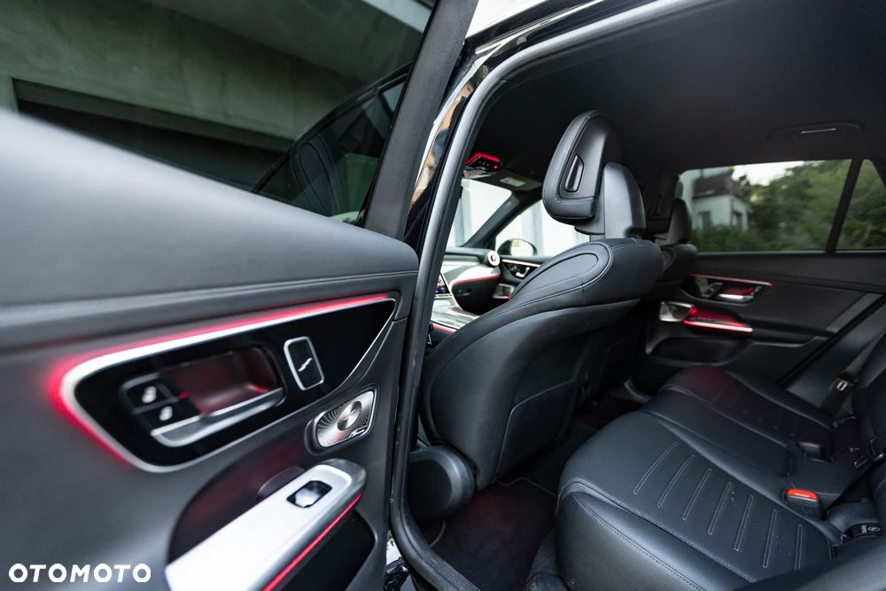 Mercedes-Benz GLC 300 mHEV 4-Matic AMG Line - 33