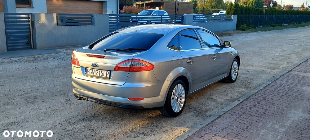 Ford Mondeo - 12