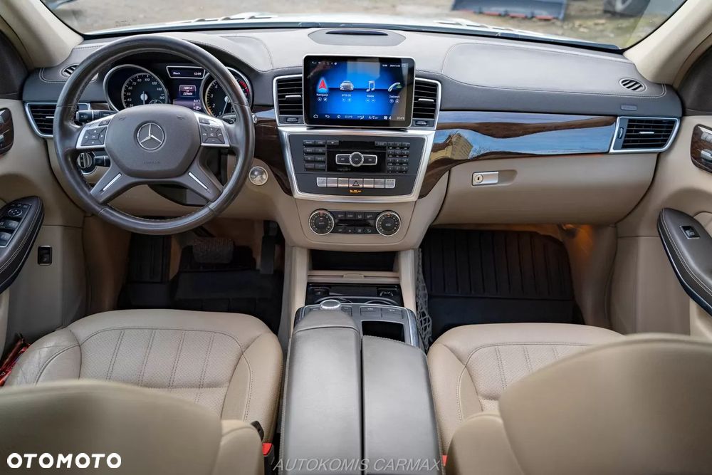 Mercedes-Benz GL 500 4Matic (BlueEFFICIENCY) 7G-TRONIC - 16