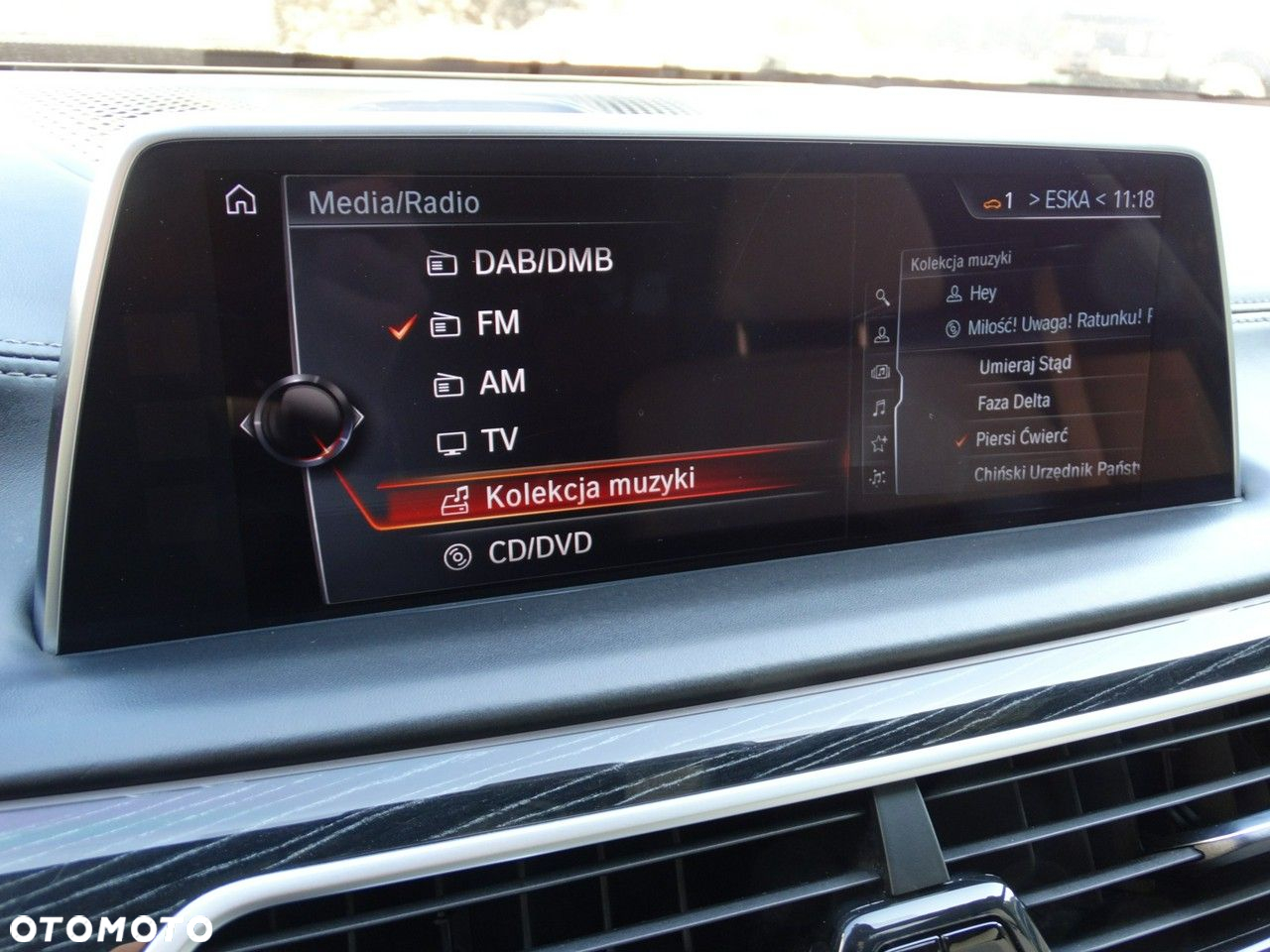 BMW Seria 7 750Li xDrive - 31
