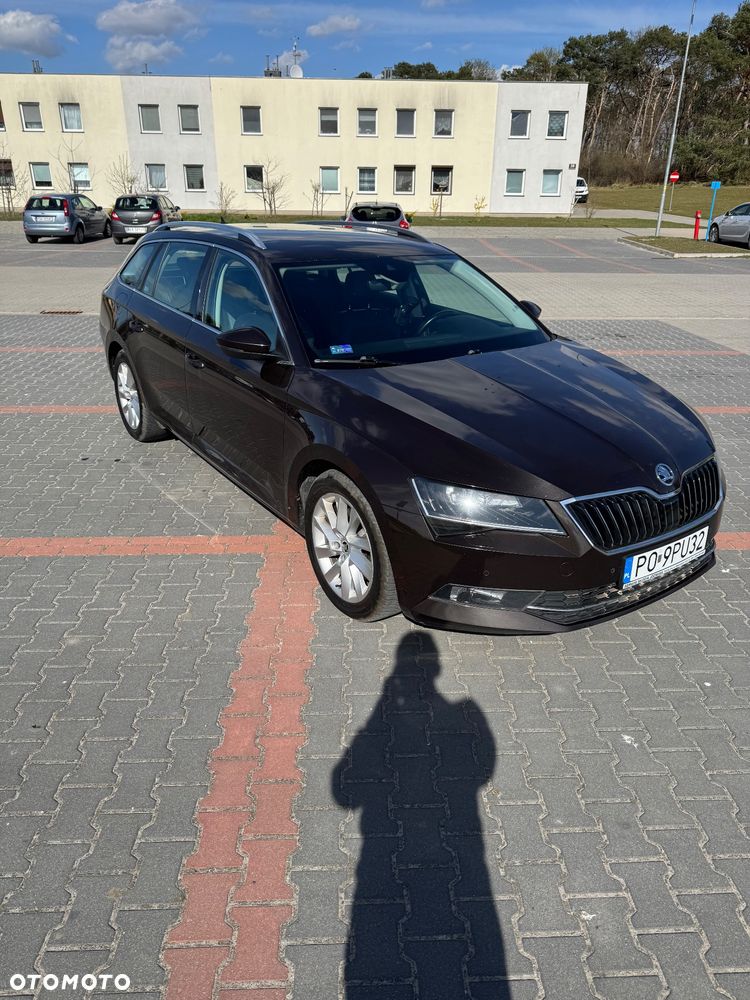 Skoda Superb 2.0 TDI Ambition DSG - 2