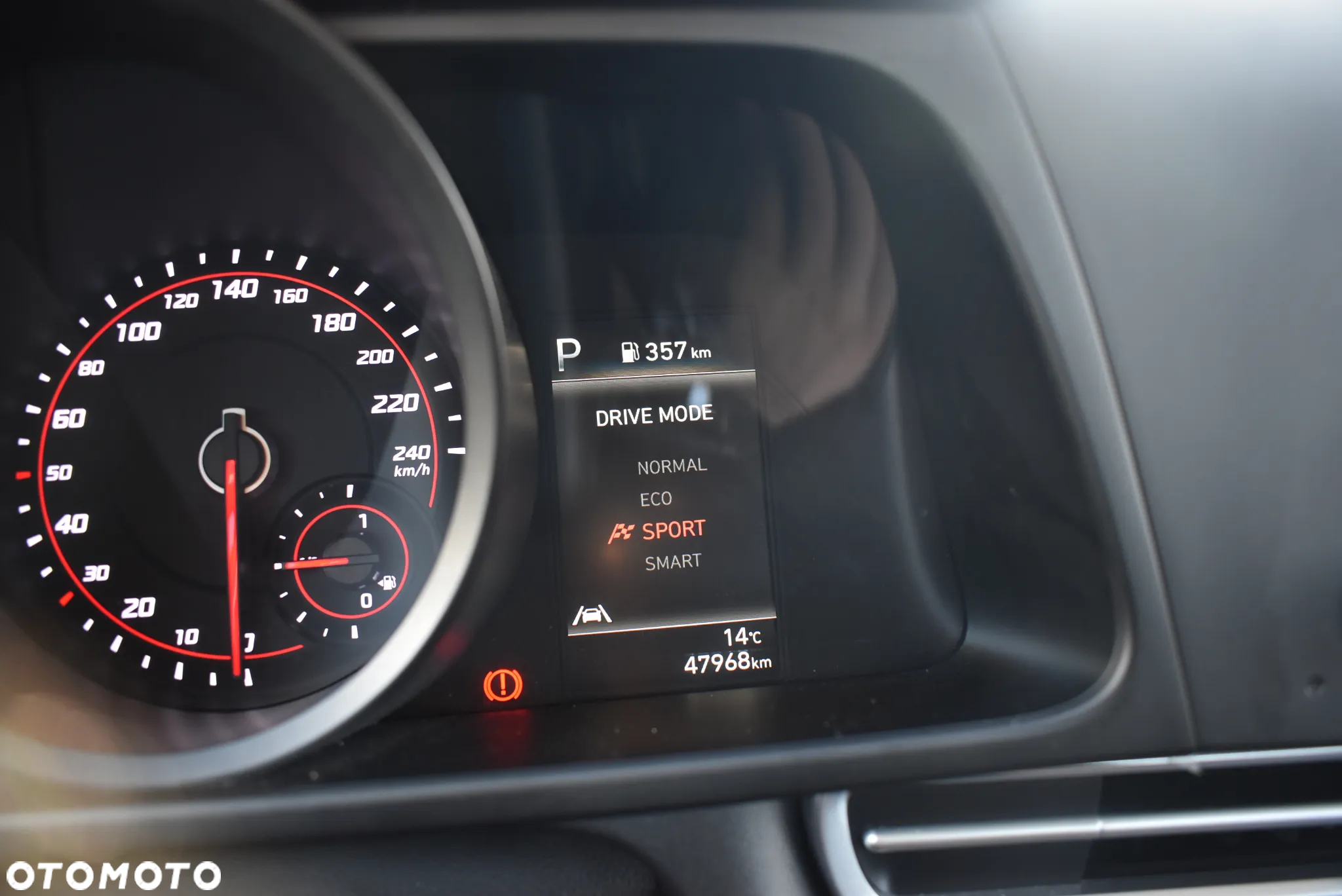 Hyundai Elantra 1.6 Smart CVT - 29
