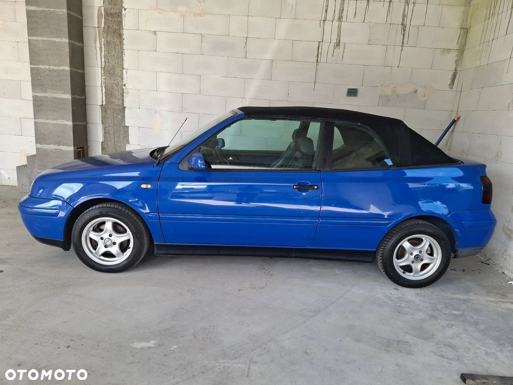 Volkswagen Golf Cabrio 1.6 - 11
