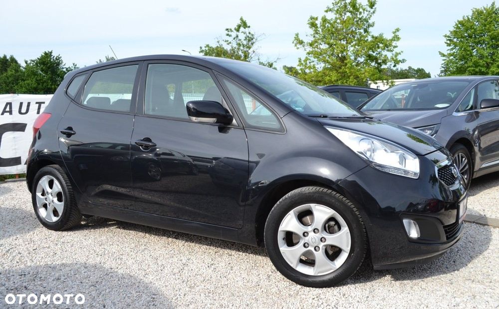 Kia Venga - 11