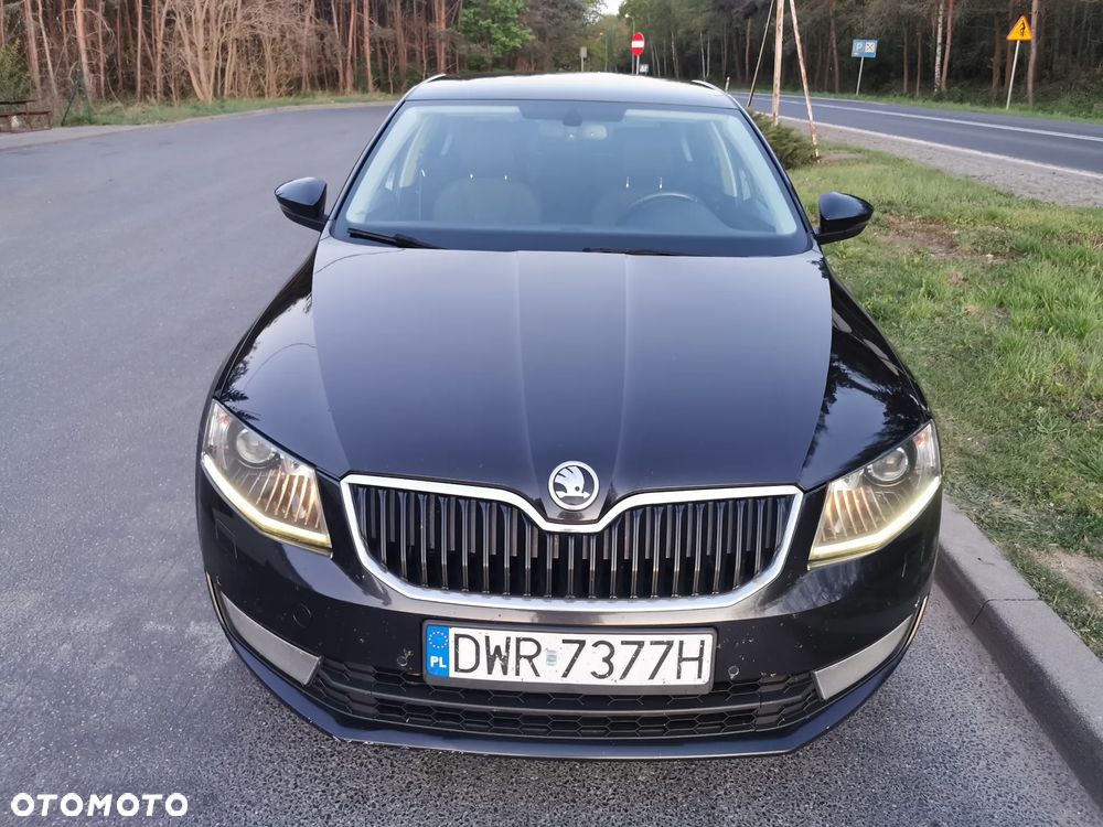 Skoda Octavia 1.6 TDI Ambition DSG - 2