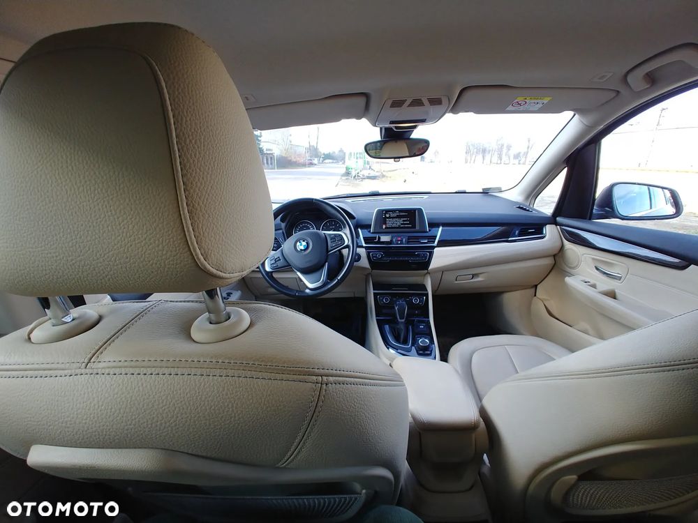 BMW Seria 2 220d Luxury Line - 3