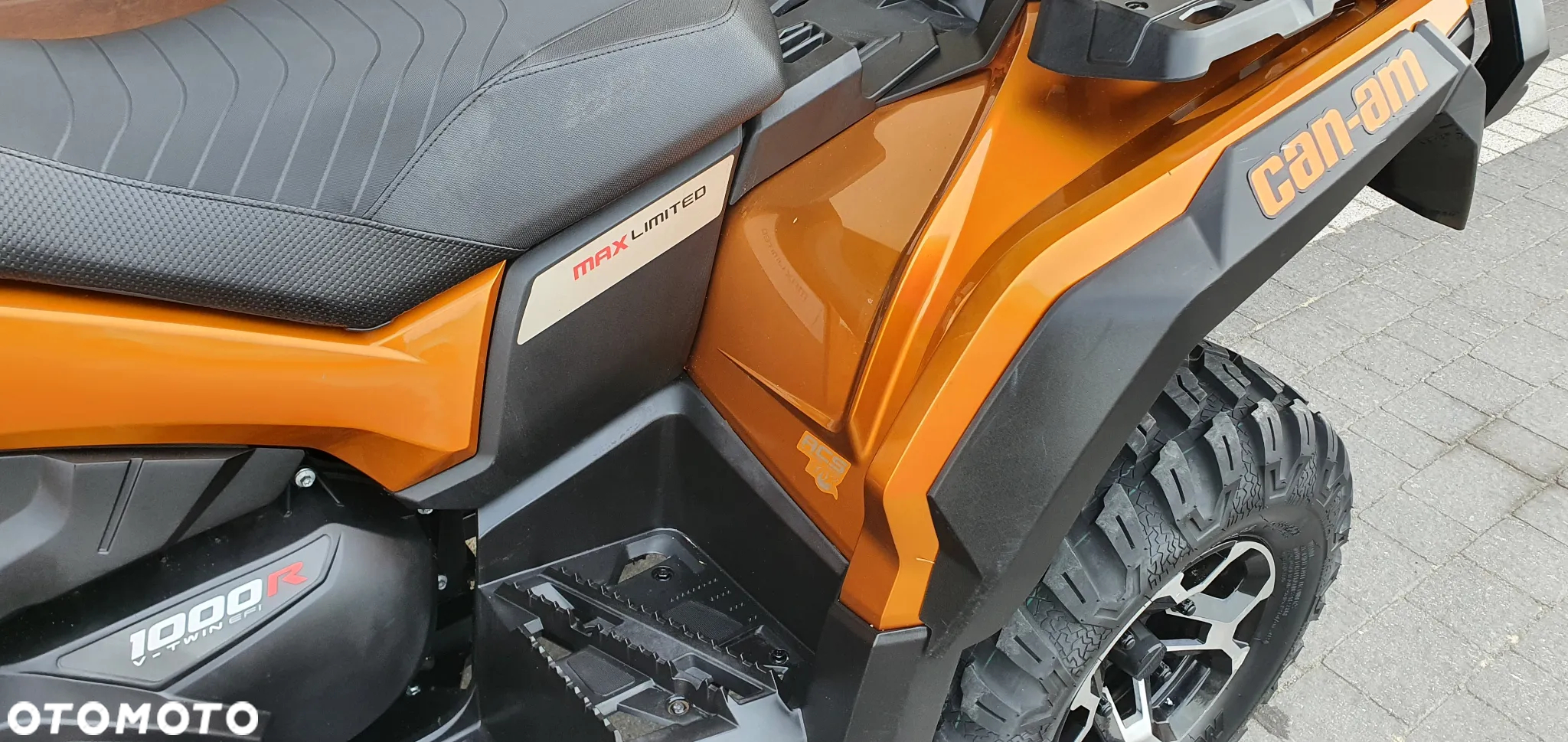 Can-Am Outlander Max - 12