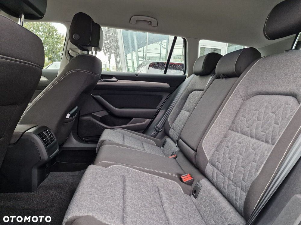 Volkswagen Passat Variant 2.0 TDI Business DSG - 14