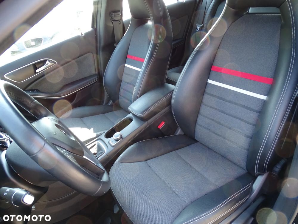 Mercedes-Benz Klasa A 180 (BlueEFFICIENCY) Urban - 23
