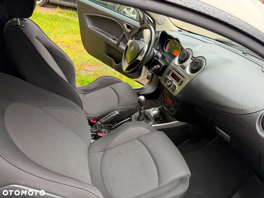 Alfa Romeo Mito 1.4 MultiAir Distinctive - 36