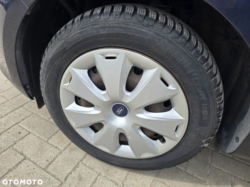 Ford Mondeo - 17