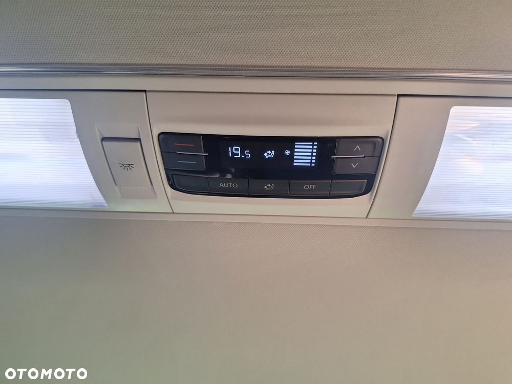 Volkswagen Caravelle 2.0 TDI L2 Highline DSG - 28