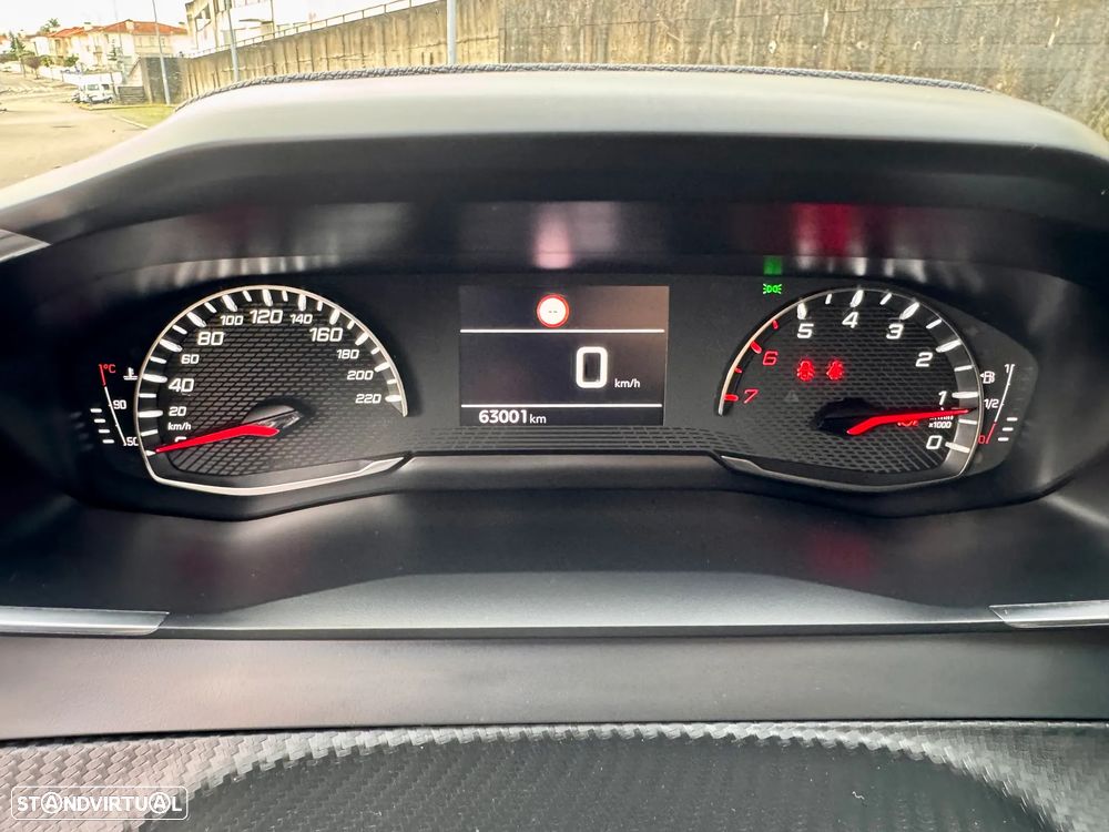 Peugeot 208 1.2 PureTech Active Pack - 12