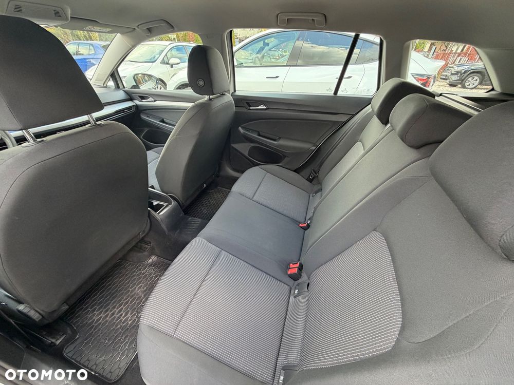 Volkswagen Golf 1.0 TSI Life - 26