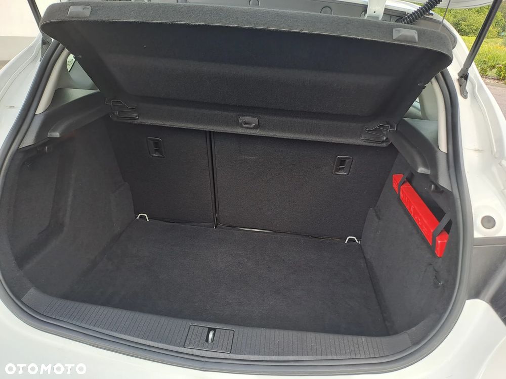 Opel Astra 1.4 T Cosmo - 12