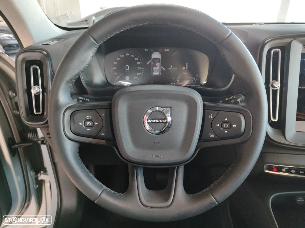 Volvo XC 40 1.5 T4 PHEV Essential - 19