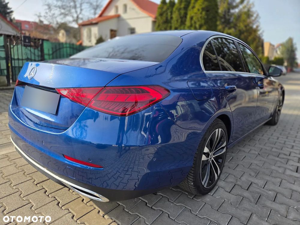 Mercedes-Benz Klasa C 200 mHEV 4-Matic Avantgarde - 3