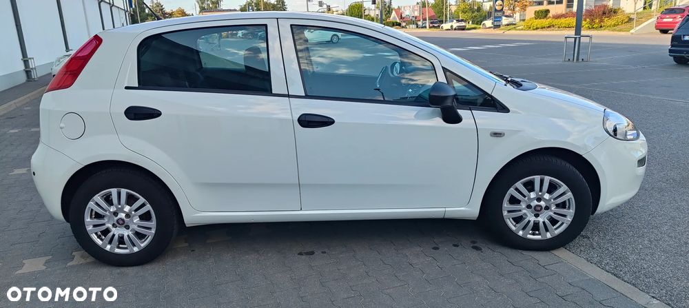 Fiat Punto Evo 1.4 8V Estiva Blue&Me - 6
