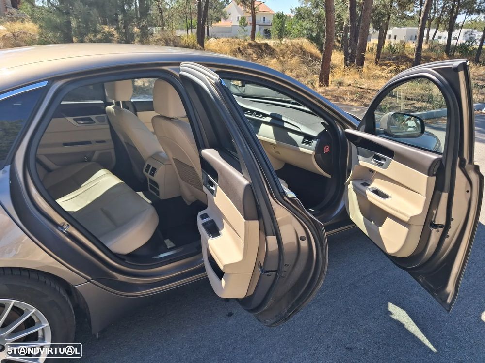 Jaguar XF E-Performance Prestige - 23