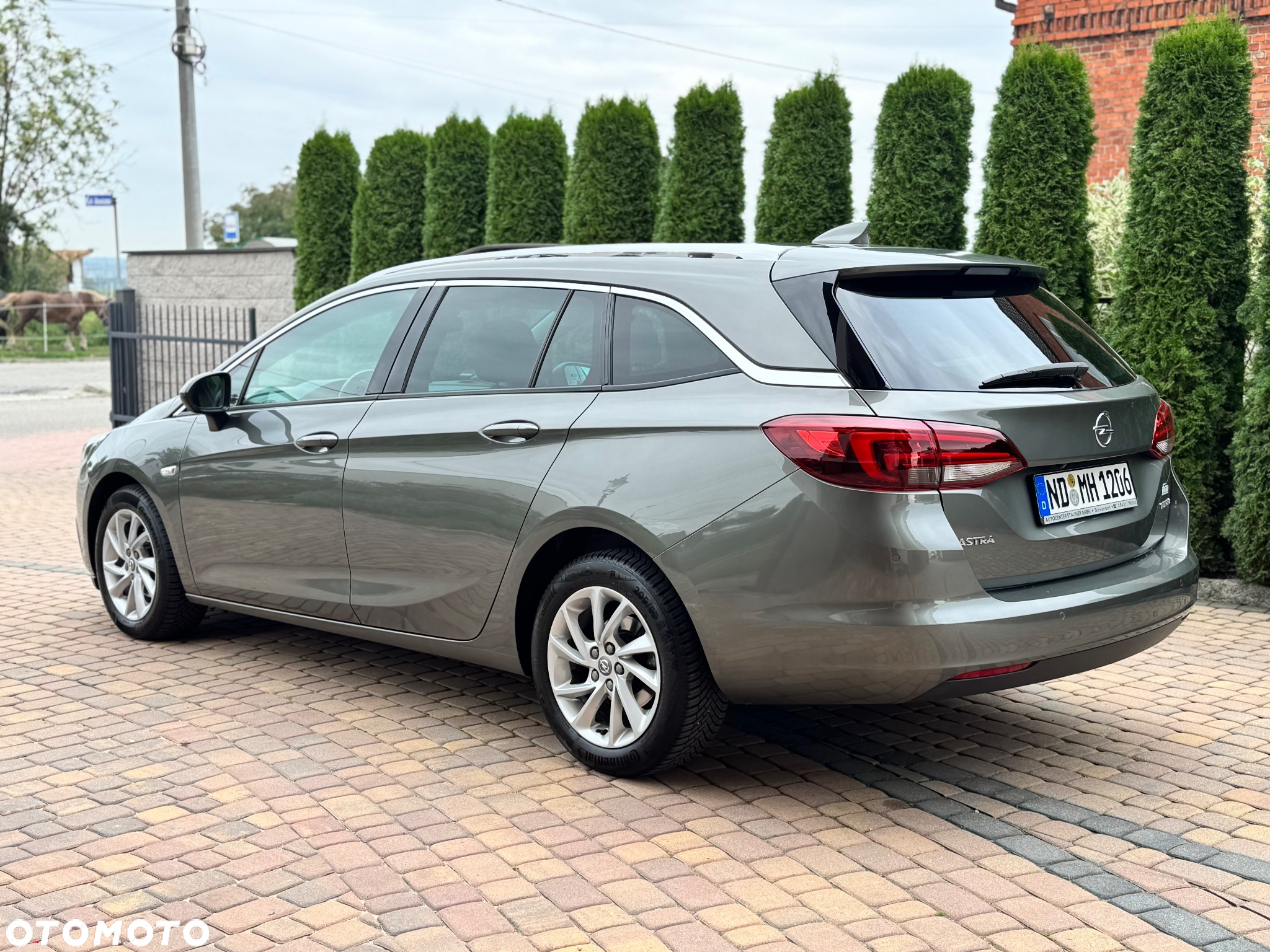 Opel Astra 1.4 Turbo Start/Stop Automatik Sports Tourer Ultimate - 8