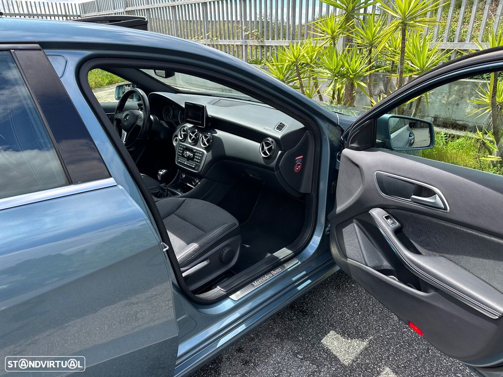 Mercedes-Benz A 180 CDI (BlueEFFICIENCY) Urban - 12