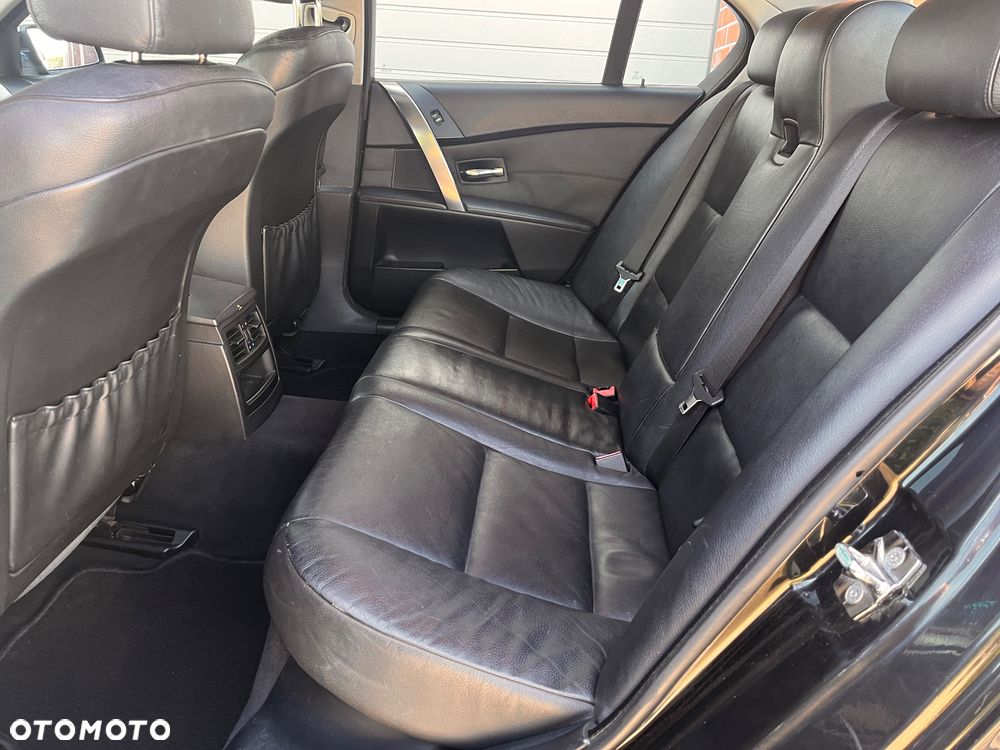 BMW Seria 5 - 29