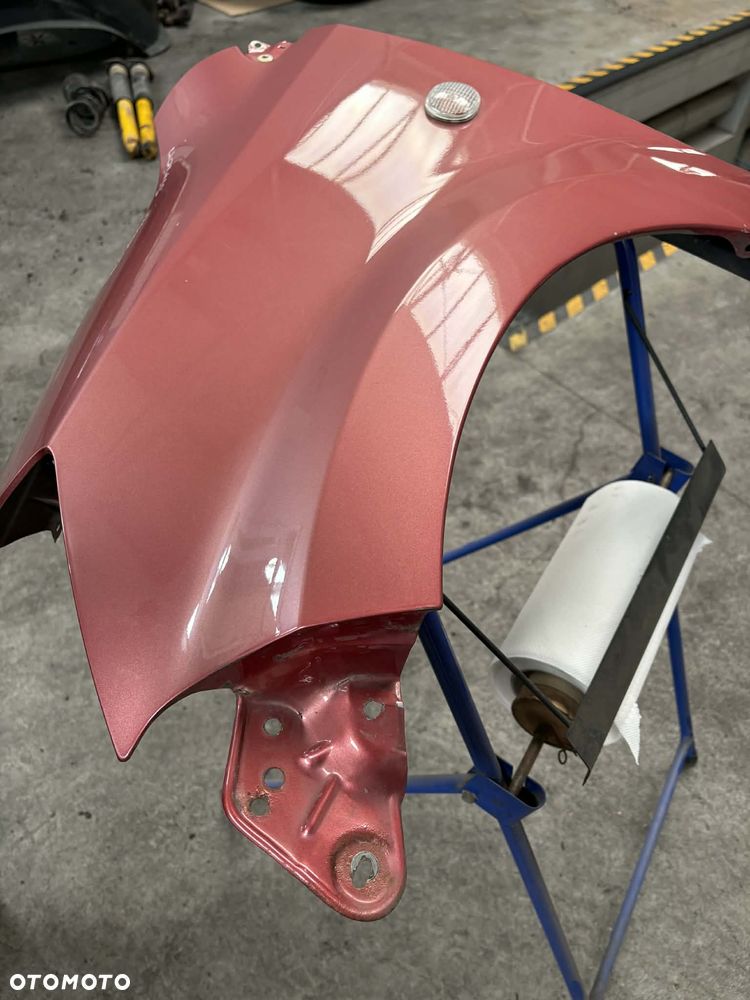 BŁOTNIK DAIHATSU SIRION - 4