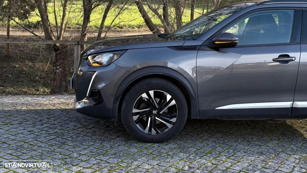 Peugeot 2008 1.2 PureTech Allure - 5