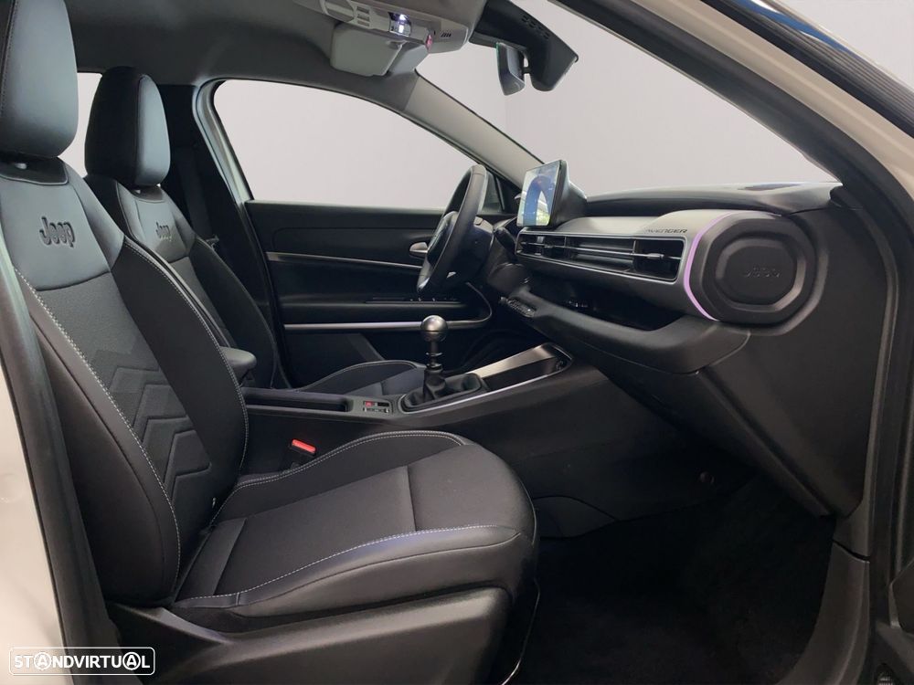 Jeep Avenger 1.2 TG Altitude - 16