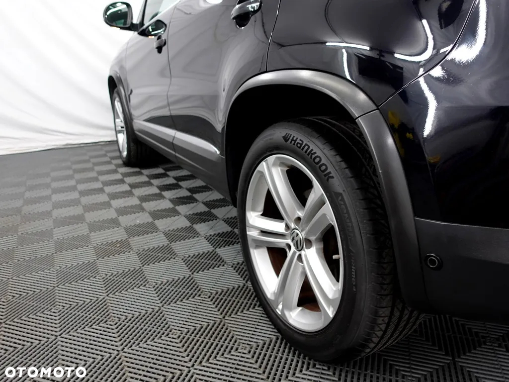 Volkswagen Tiguan 2.0 TDI Perfectline R-Style - 34