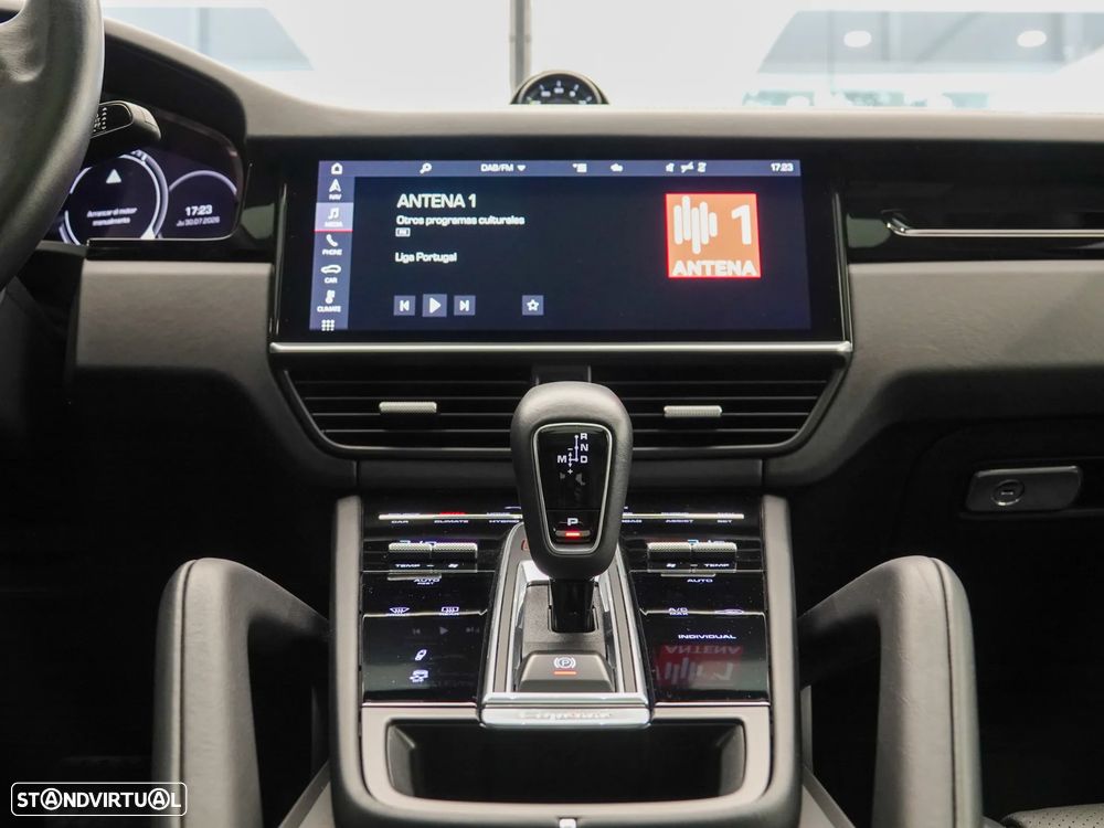 Porsche Cayenne Coupé E-Hybrid - 20