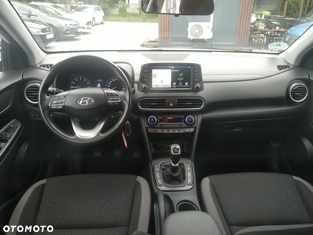 Hyundai Kona - 16