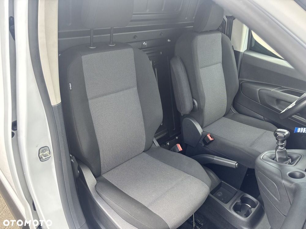 Toyota PROACE CITY - 22