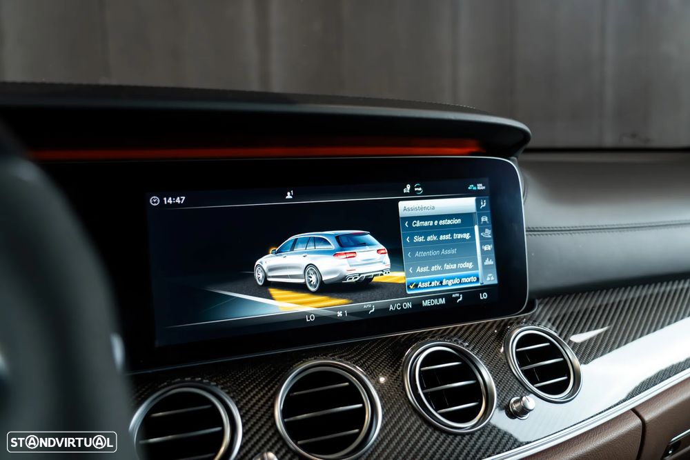 Mercedes-Benz E 63 AMG S 4Matic+ 9G-TRONIC - 23