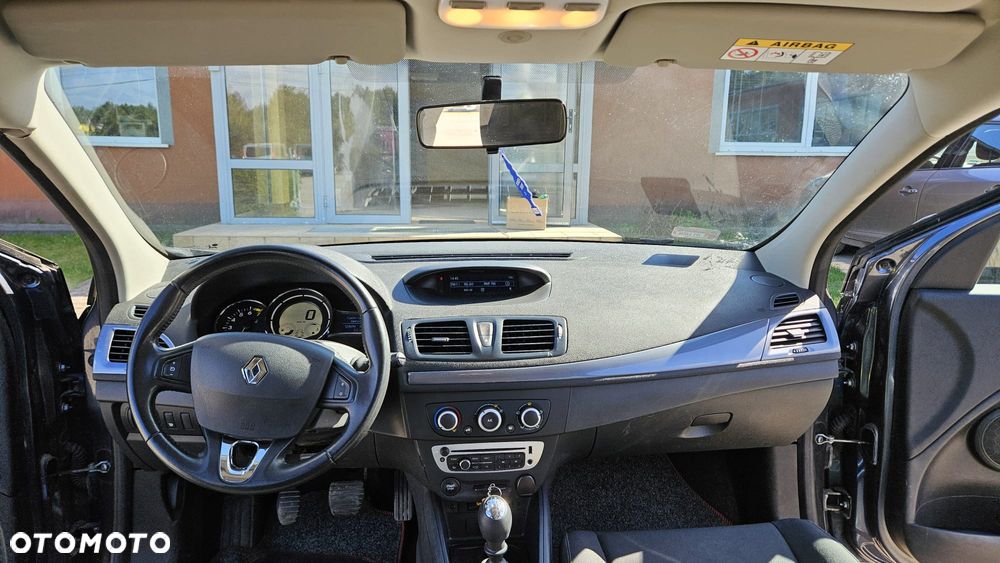 Renault Megane 1.6 16V Limited - 10