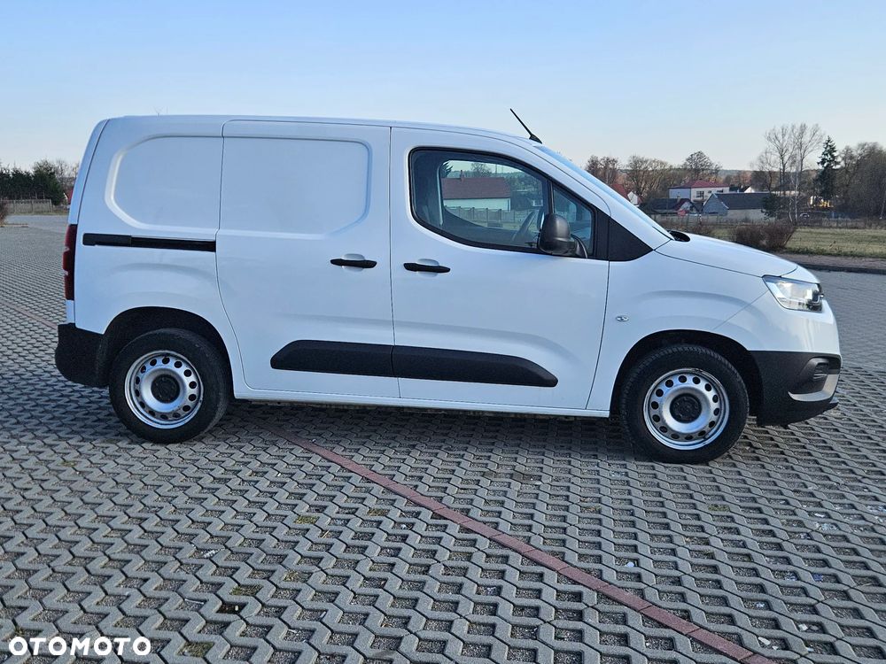 Toyota Proace,  Salon Polska, 3 osobowy. - 4