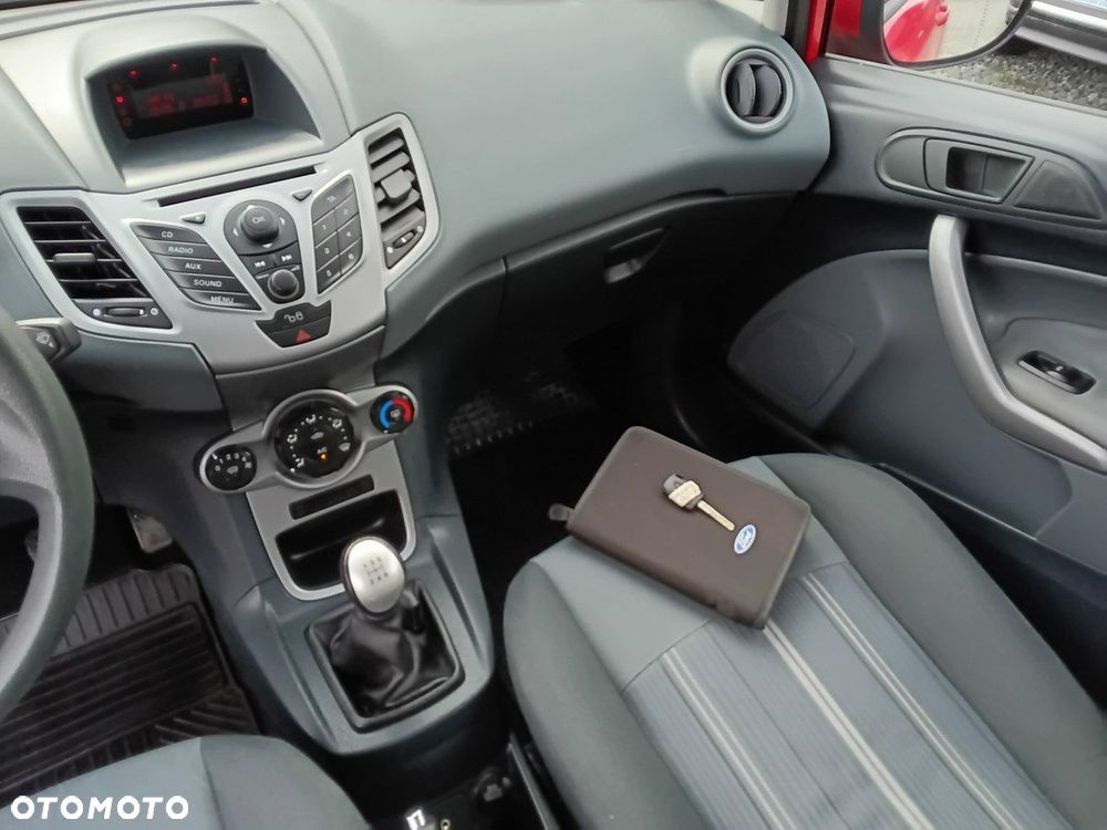 Ford Fiesta - 14
