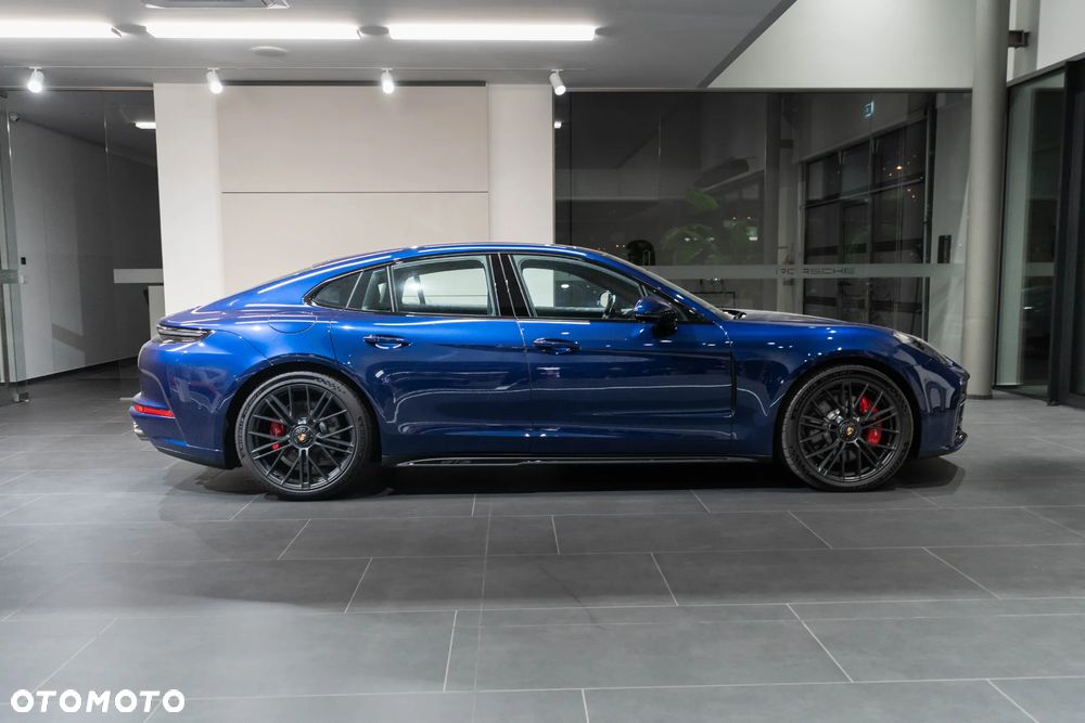 Porsche Panamera - 8