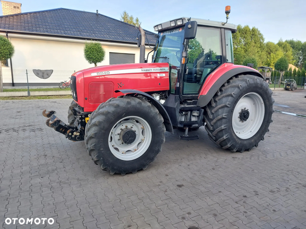 Massey Ferguson 8240