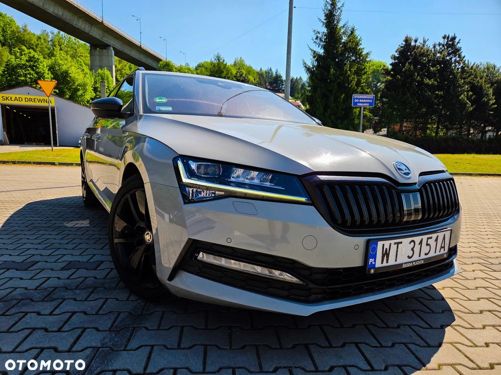 Skoda Superb 2.0 TDI SCR Sportline DSG - 10
