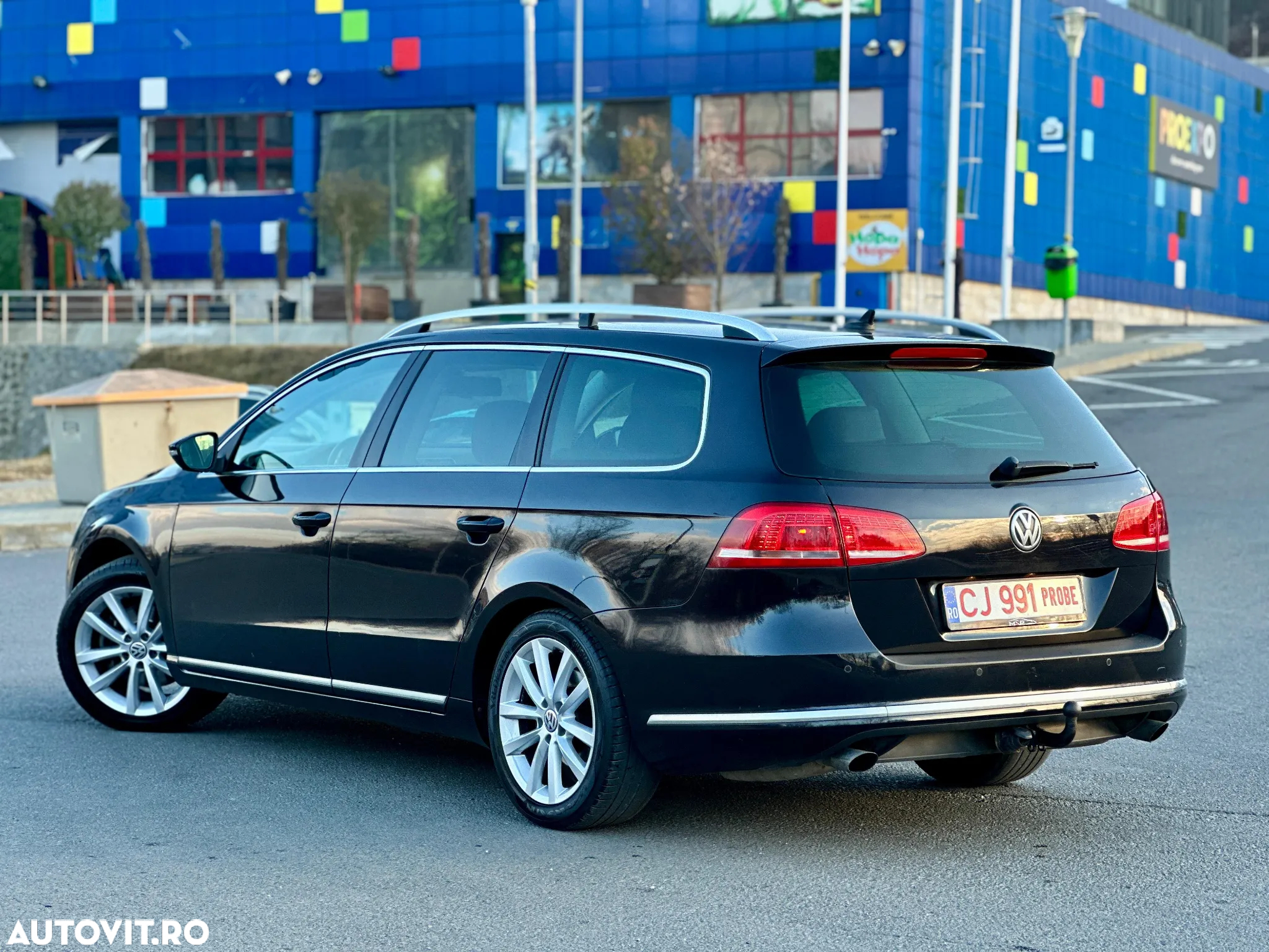 Volkswagen Passat Variant 2.0 TDI 4Motion BlueMotion Technology Highline DSG - 3